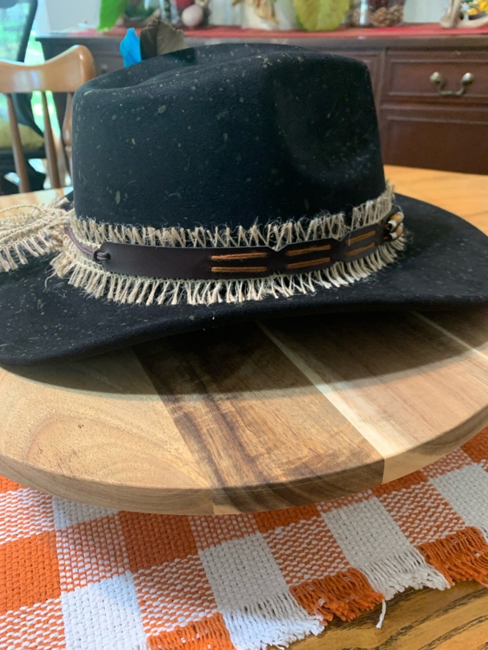 Black Feathered Cowboy Hat with Blue Accent - Unbranded - Picture 3 of 12